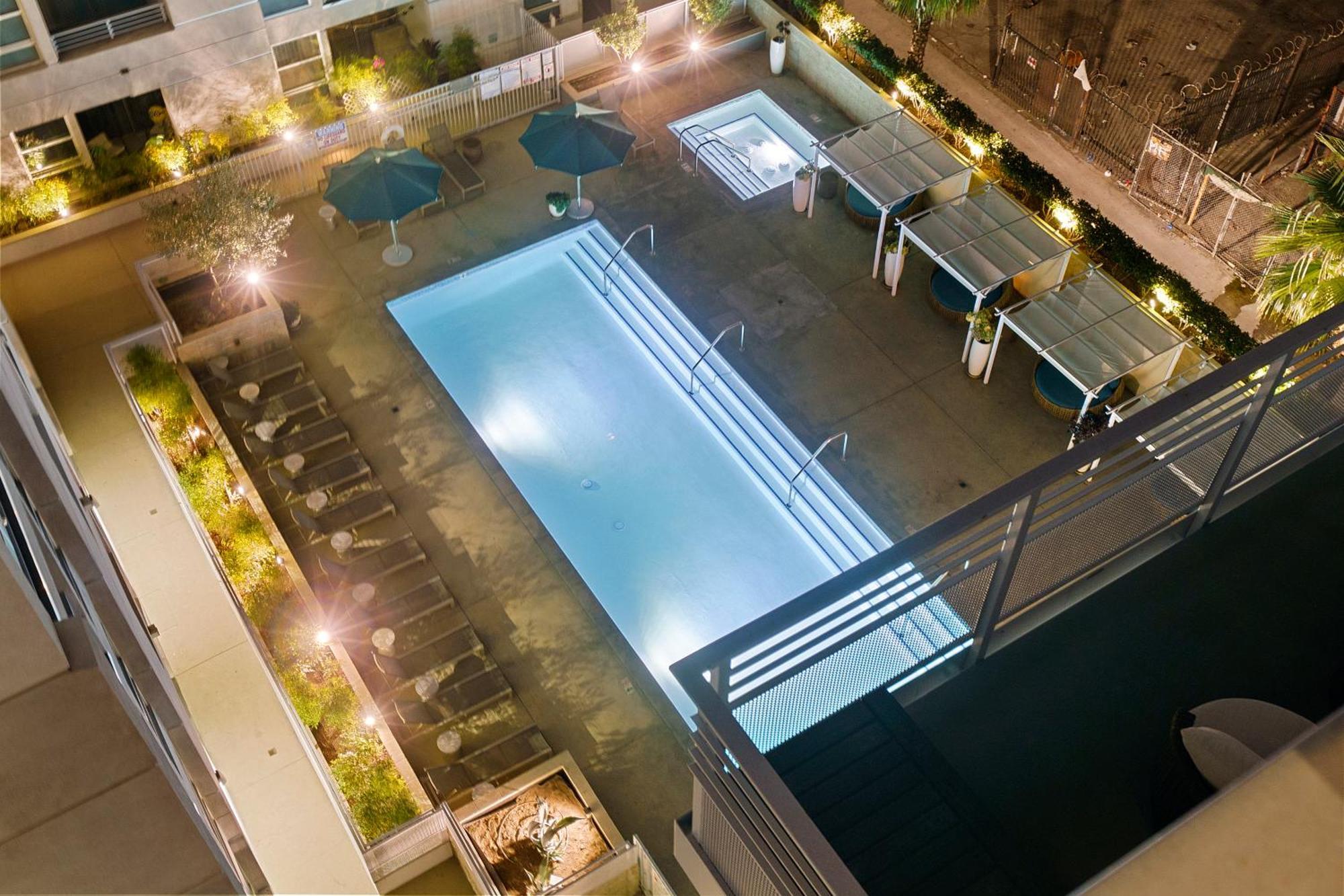 Apartamento Dtla Escape Skyline Views With Luxury Amenities Los Ángeles Exterior foto